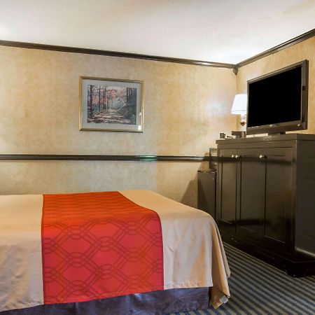 Econo Lodge Montpelier I-89 Екстер'єр фото