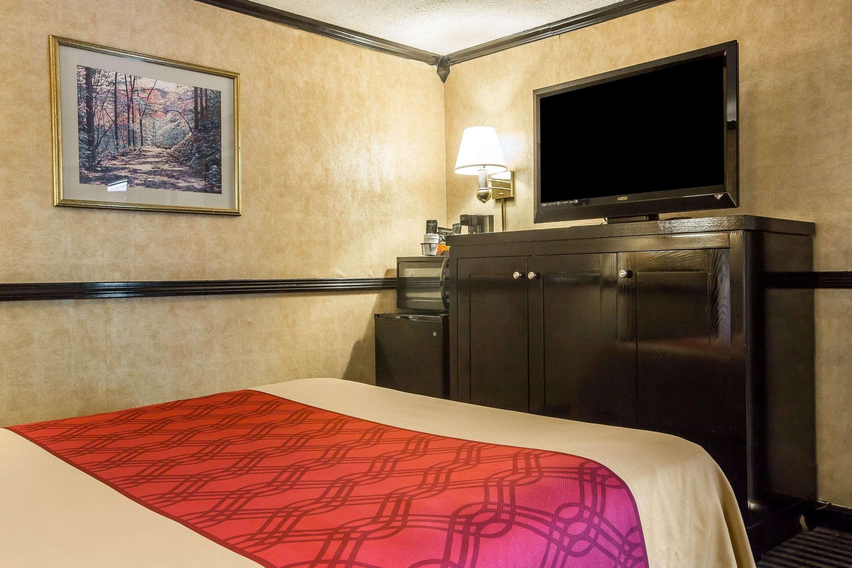 Econo Lodge Montpelier I-89 Екстер'єр фото