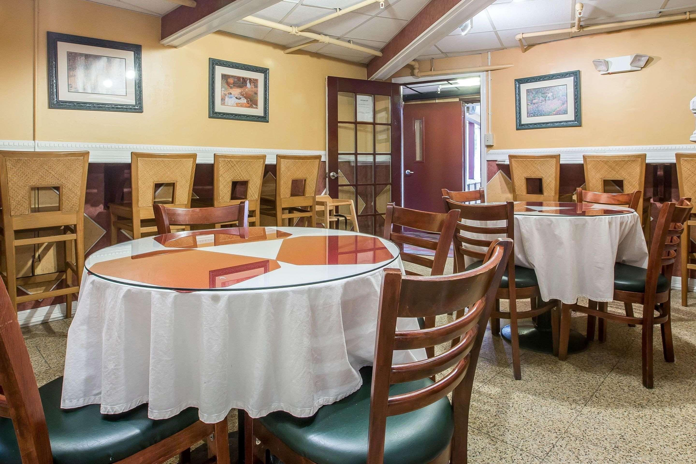 Econo Lodge Montpelier I-89 Екстер'єр фото