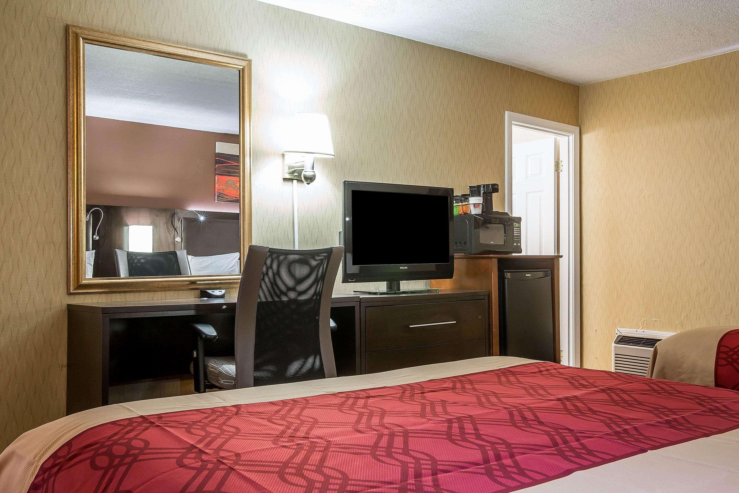 Econo Lodge Montpelier I-89 Екстер'єр фото